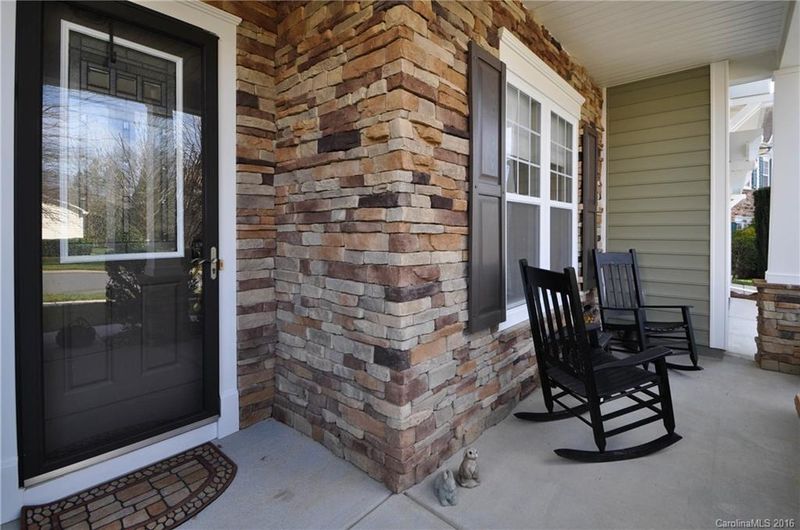 1201 Sarandon Dr, Matthews, NC 28104