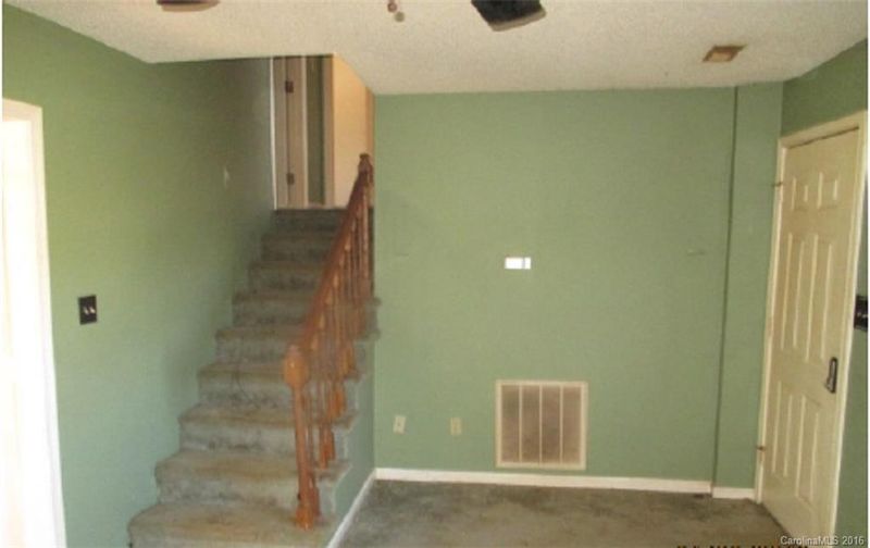 2221 Angle Dr, Conover, NC 28613