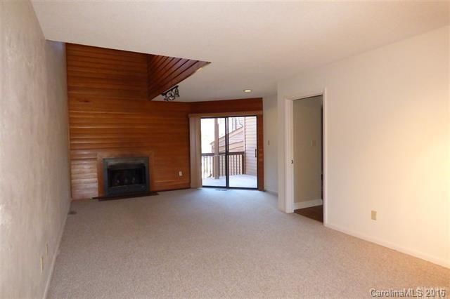 1034 North Center St #1034, Hickory, NC 28601
