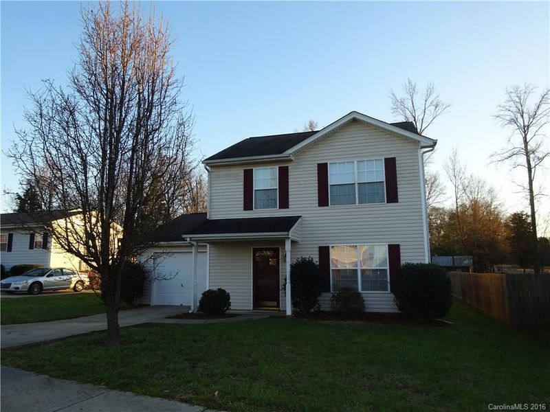 1724 Southwind Dr, Charlotte, NC 28216
