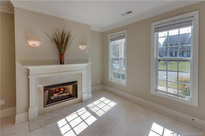 115 N Faulkner Way #115, Davidson, NC 28036