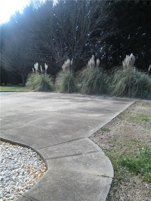 2421 Pinnacle Dr #18, Catawba, NC 28609