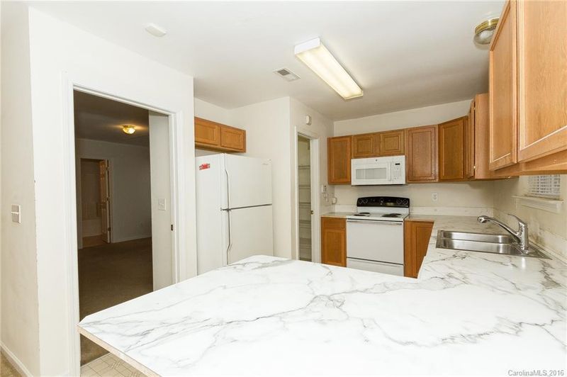 6330 Carver Blvd, Charlotte, NC 28269
