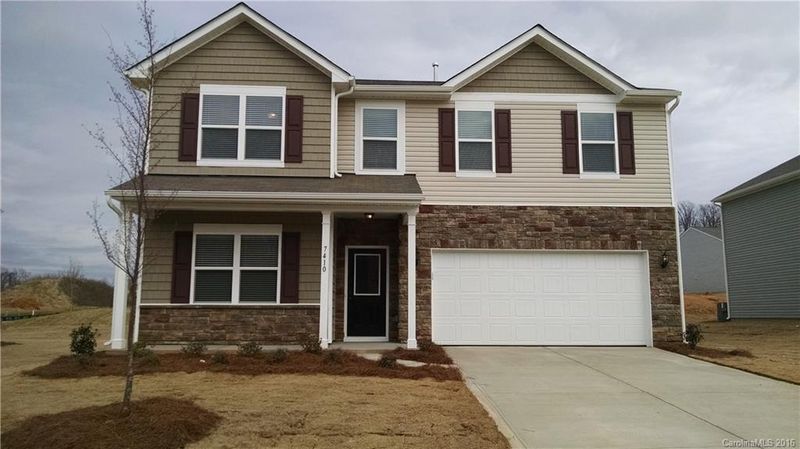 7410 Cedarfield Rd, Charlotte, NC 28227