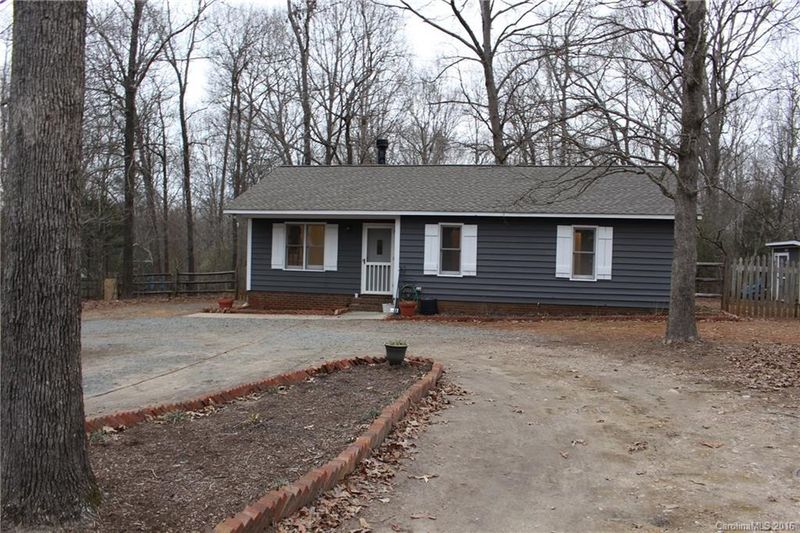 6408 Saddlewood Dr, Waxhaw, NC 28173