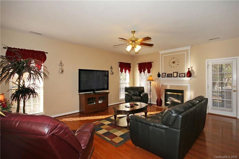 147 Comata Rd, Mooresville, NC 28117