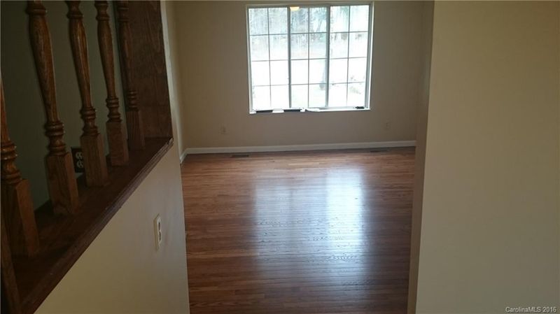 607 Jasin Dr, Gastonia, NC 28054