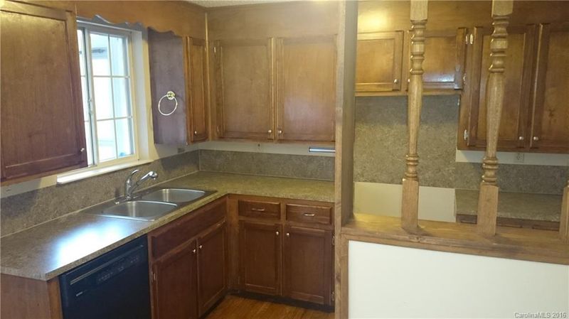607 Jasin Dr, Gastonia, NC 28054