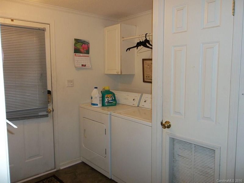 6960 Ingleside Dr #1, Sherrills Ford, NC 28673