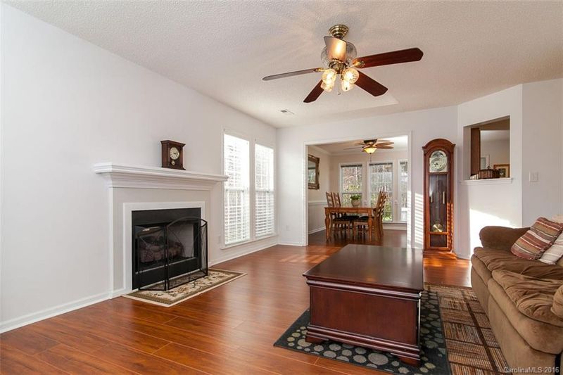 2305 Sonoma Ct, Matthews, NC 28105