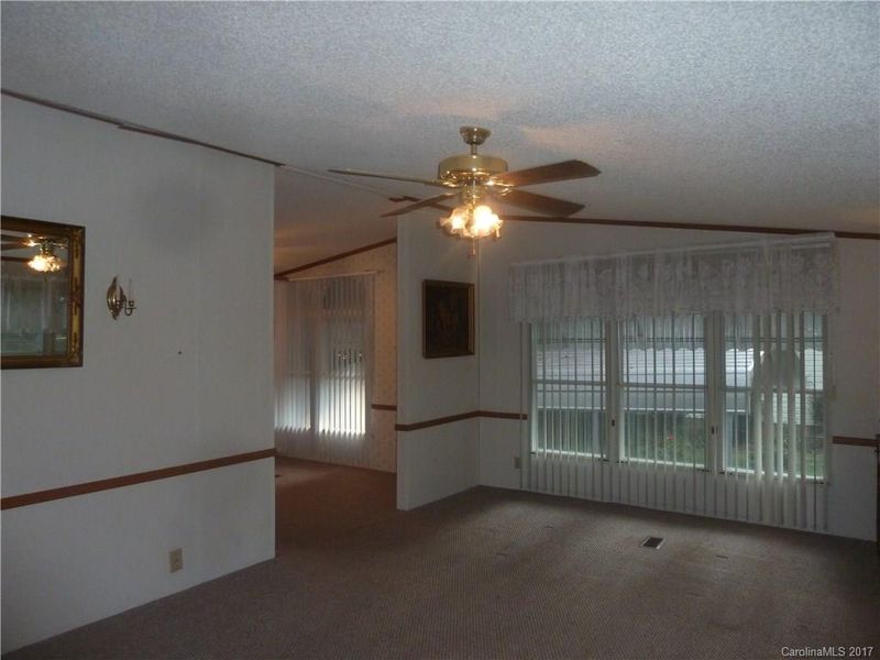 924 Sentinal Oak Dr, Clover, SC 29710