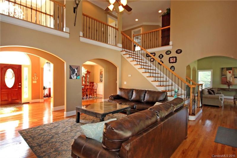 3629 Gordon St, Terrell, NC 28682