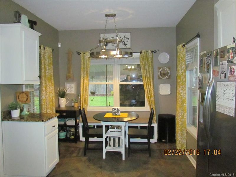 8830 Abby Ln, Kannapolis, NC 28081