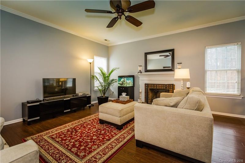 643 Cheval Dr E, Fort Mill, SC 29708