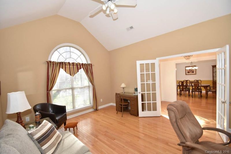 7006 Providence Rd S, Waxhaw, NC 28173