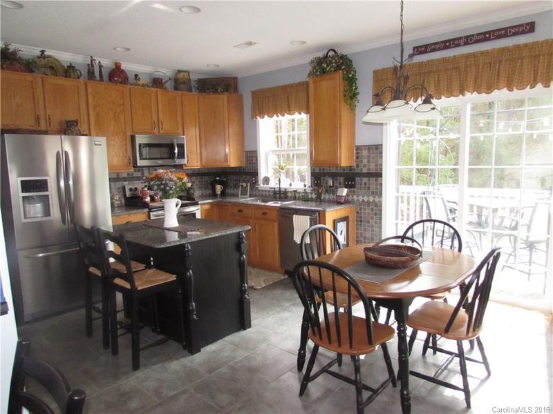 4002 Guilford Ct, Concord, NC 28027