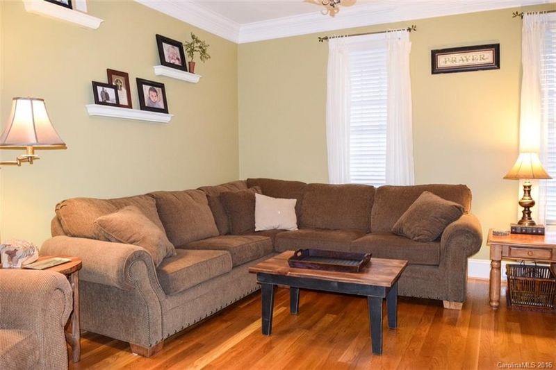 15629 Oxydendrum Hill Rd, Davidson, NC 28036