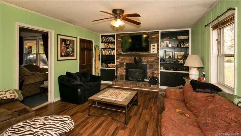 2380 Cat Square Rd, Vale, NC 28168