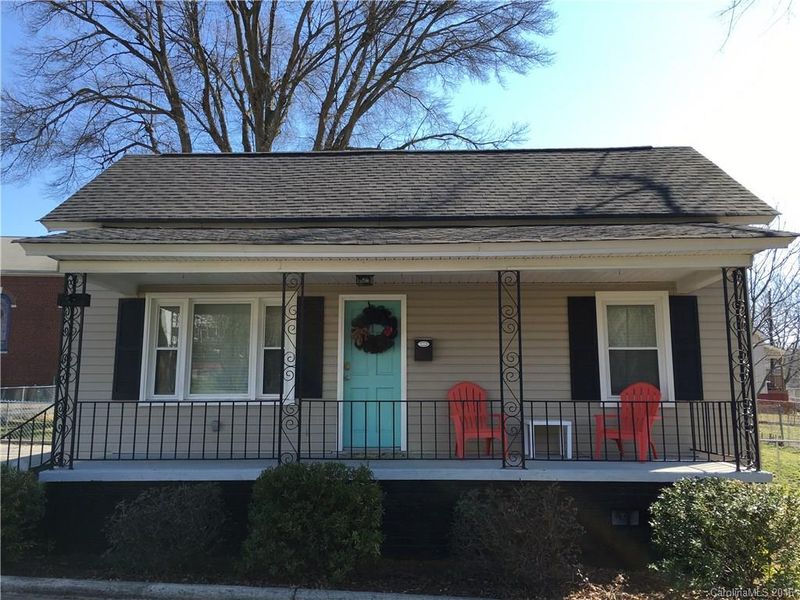 102 6th St, Cramerton, NC 28032