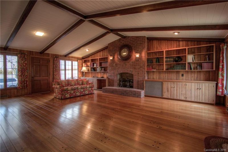 2647 Armstrong Cir, Gastonia, NC 28054