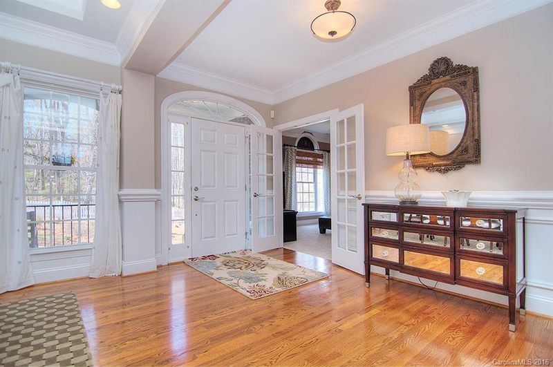 601 Bubbling Well Rd, Matthews, NC 28105
