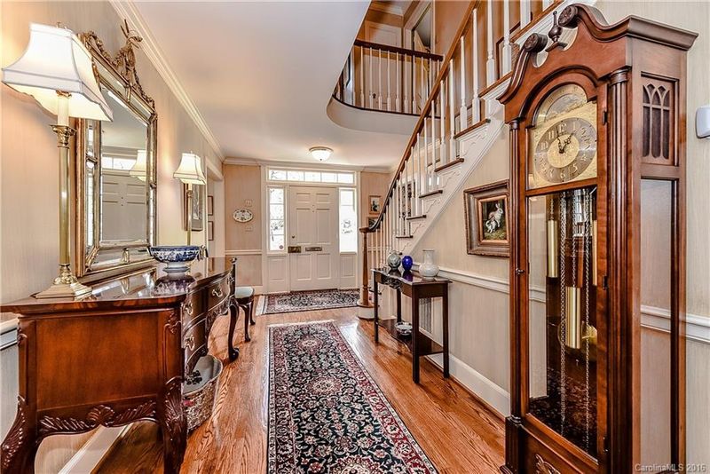 3901 Abingdon Rd, Charlotte, NC 28211