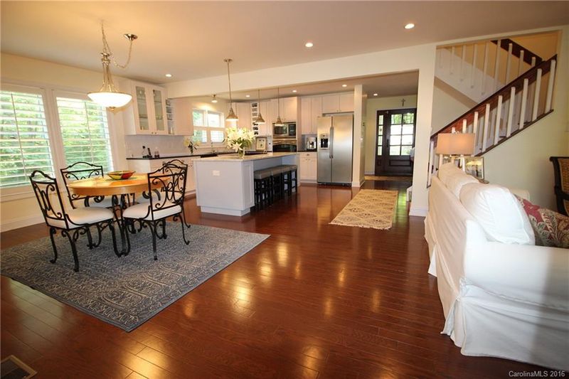 270 Lakeview Shores Loop, Mooresville, NC 28117