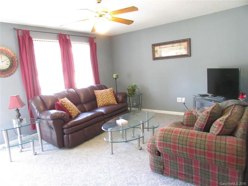 1359 Hidden Valley Dr, Concord, NC 28027