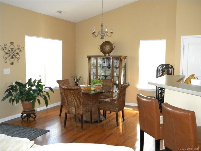 10937 Shelly Renee Dr, Cornelius, NC 28031