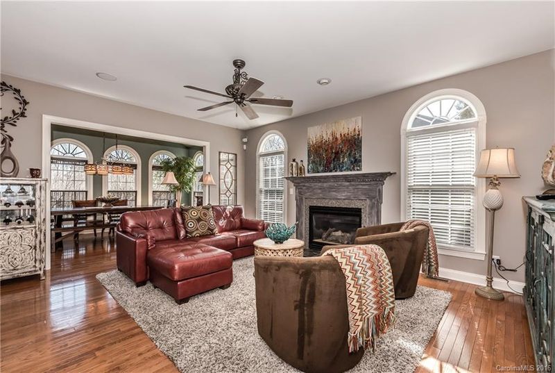 2323 Maynard Rd, Charlotte, NC 28270