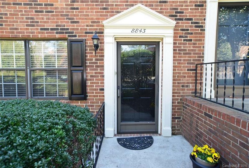 8843 Hunter Ridge Dr #., Charlotte, NC 28226