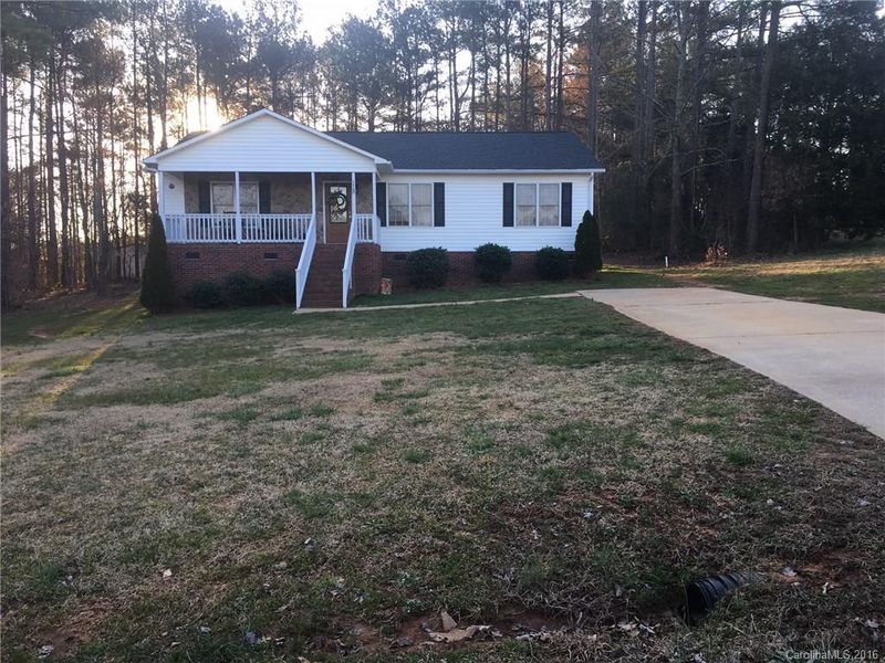 118 Doree Ln, Crouse, NC 28033