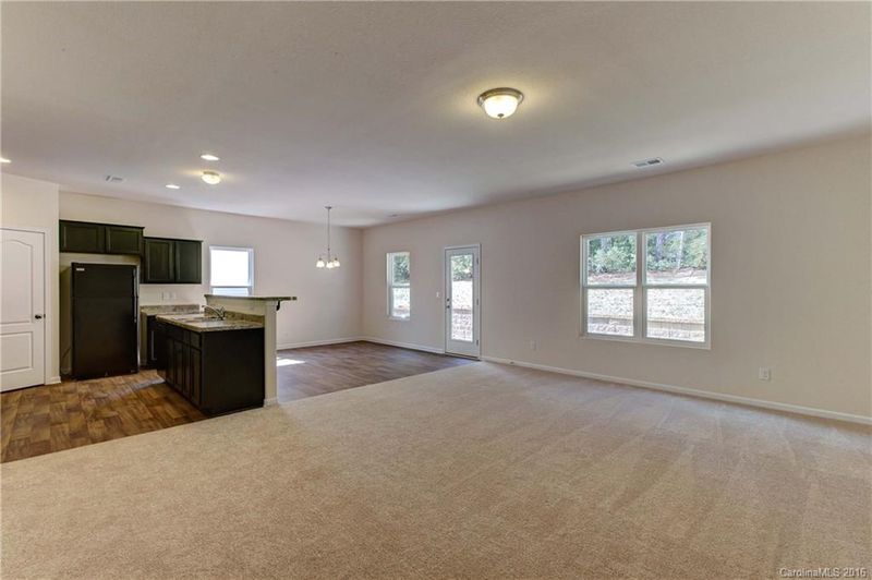 4621 Montelena Dr, Charlotte, NC 28214