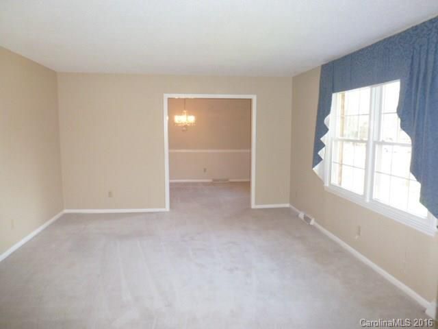 592 Freemont Dr, Lancaster, SC 29720