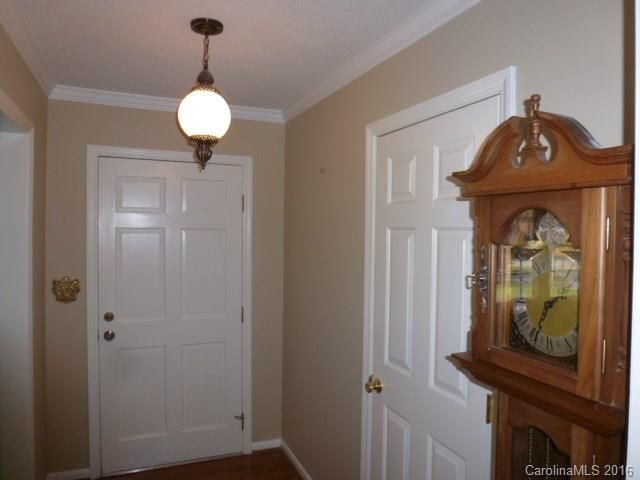 592 Freemont Dr, Lancaster, SC 29720