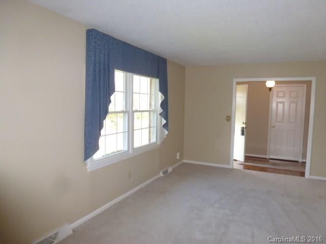 592 Freemont Dr, Lancaster, SC 29720