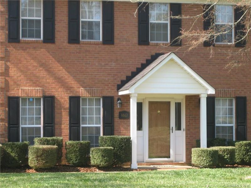 6662 Fenning Dr, Mint Hill, NC 28227
