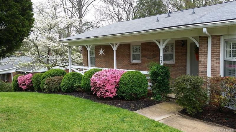 240 Scenic Dr, Concord, NC 28025
