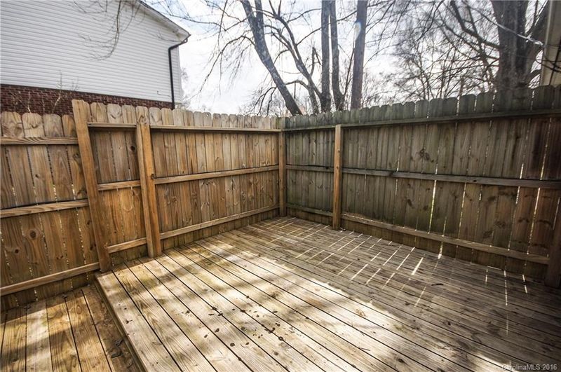 909 Oregon Ave, Kannapolis, NC 28083