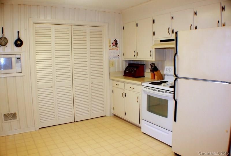 208 Azalea Rd #1, Lancaster, SC 29720