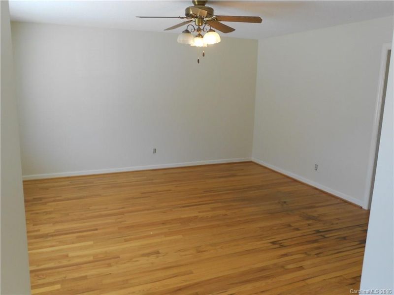 587 Mcdowell Dr, Chester, SC 29706