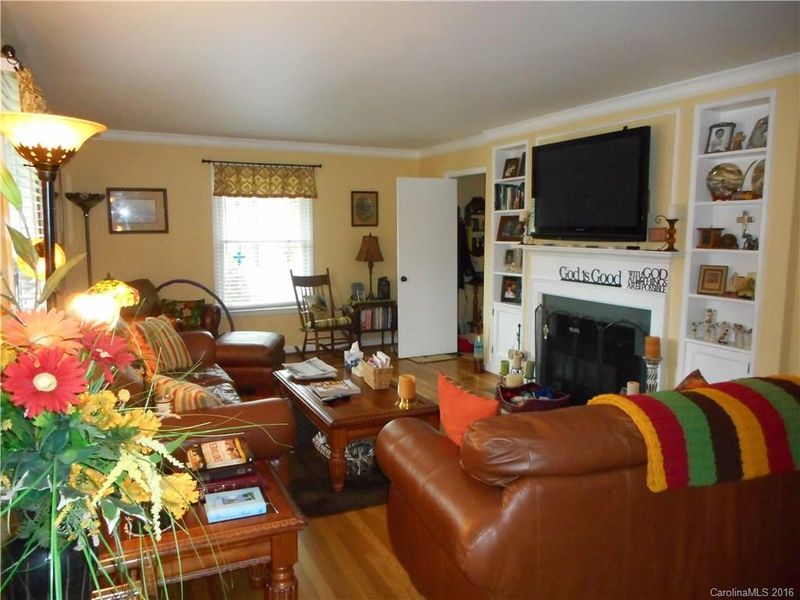 1014 Westover Pl, Lancaster, SC 29720