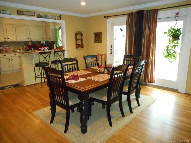1014 Westover Pl, Lancaster, SC 29720
