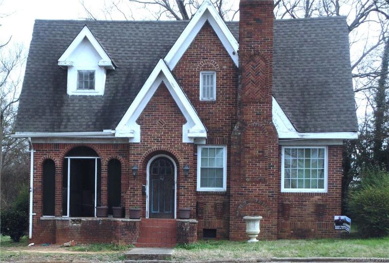 425 W Gay St #13, Lancaster, SC 29720