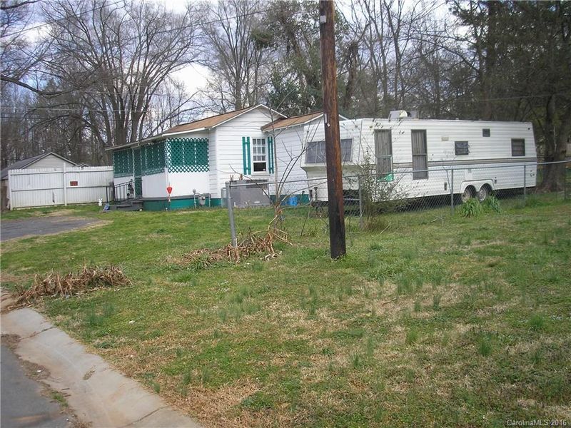 3540 Simmons St, Charlotte, NC 28208