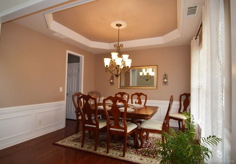 10885 River Oaks Dr, Concord, NC 28027