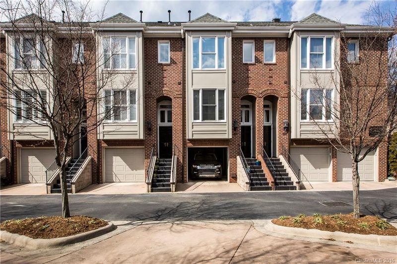375 W 7th St #19, Charlotte, NC 28202