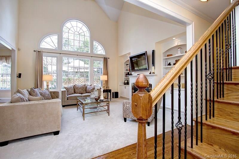 2211 Highland Forest Dr, Waxhaw, NC 28173