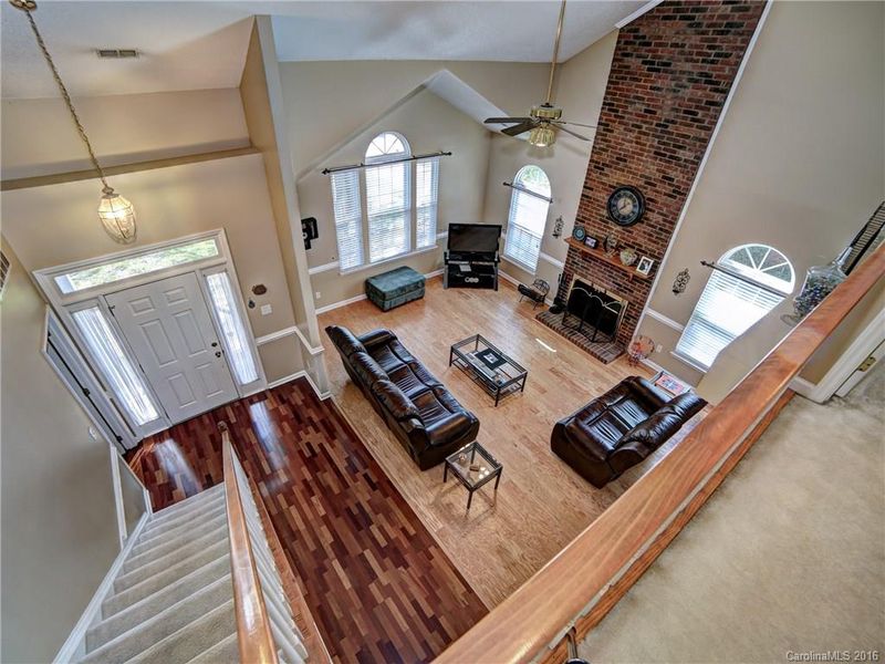 9112 Stoney Corner Ln, Charlotte, NC 28210