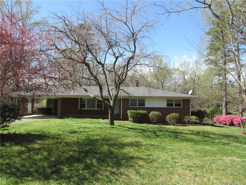 100 Jeffrey Cir, Wingate, NC 28174